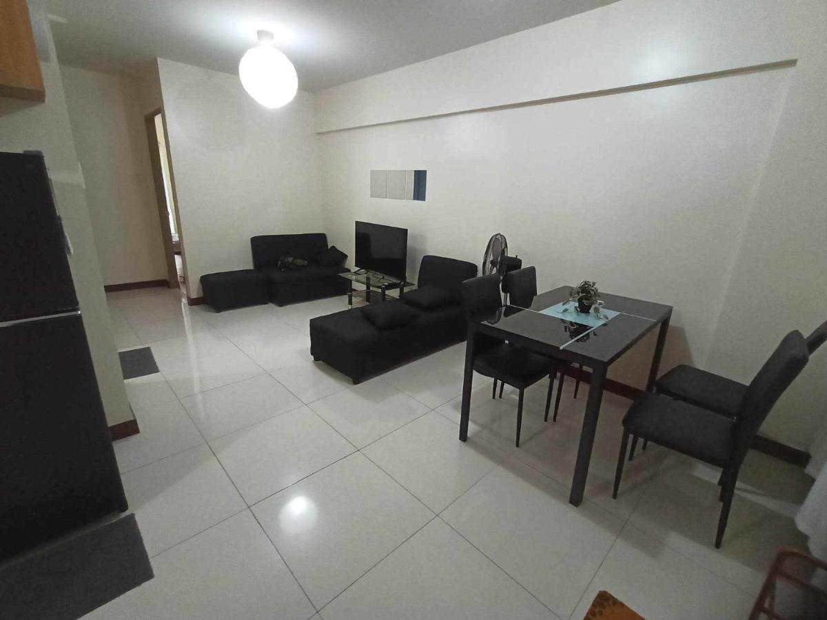 Acacia Estates Taguig Manila Exterior photo
